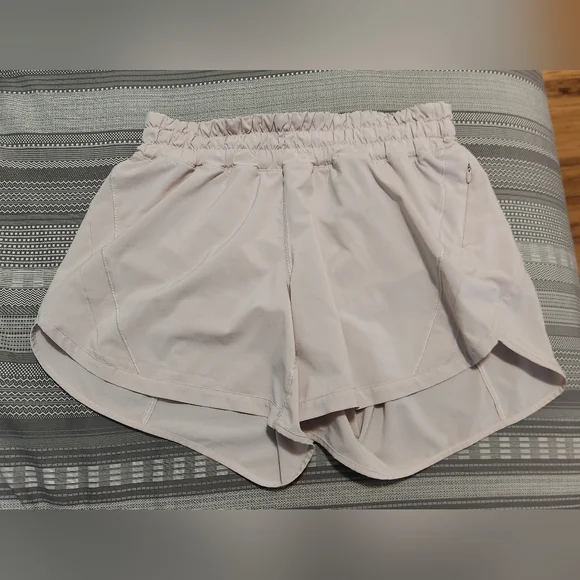 Lululemon Track That Short - Picture 2 of 5